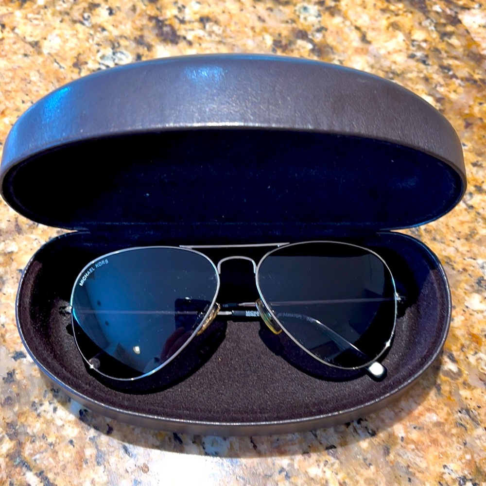Michael Kors jet set aviator sunglasses with case